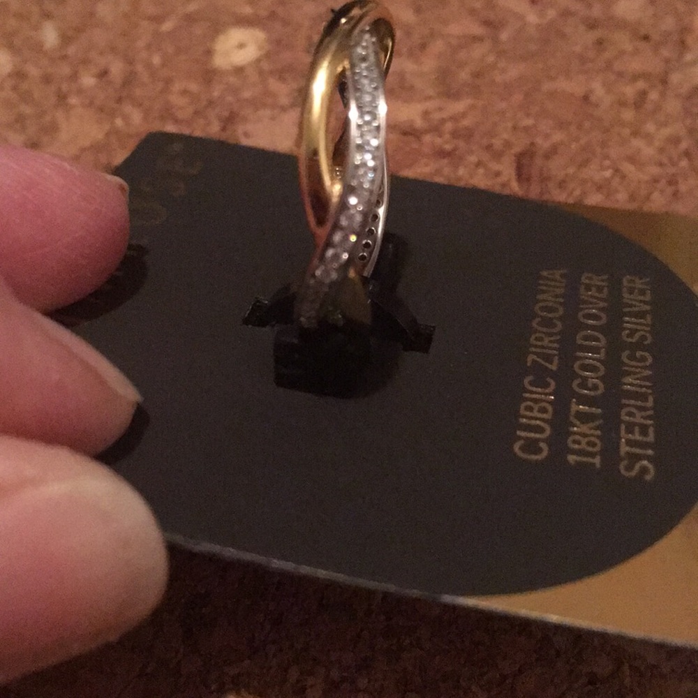 Ring Cubic Zirconia 18k Gold over Sterling Silver - Picture 4 of 4